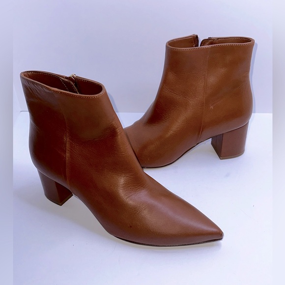 NWOB L’AGENCE Jeanne II Pointed Toe Bootie in Luggage Brown, Size 38.5 - Picture 3 of 14